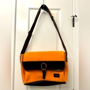 Chaps CrossbodyLaptop Work Bag Orange & Leather Used Condition